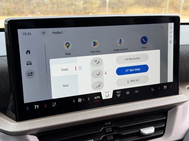 Certified 2025 Ford Explorer Active w/ Active Comfort Package image 20