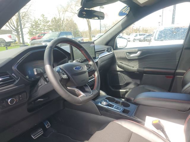 Certified 2024 Ford Escape ST-Line w/ Tech Pack #1 image 13