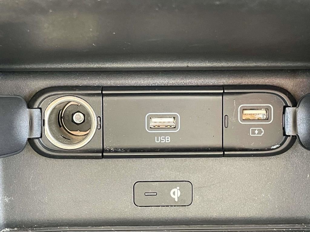 Used 2021 Kia Telluride SX w/ SX Prestige Package image 23