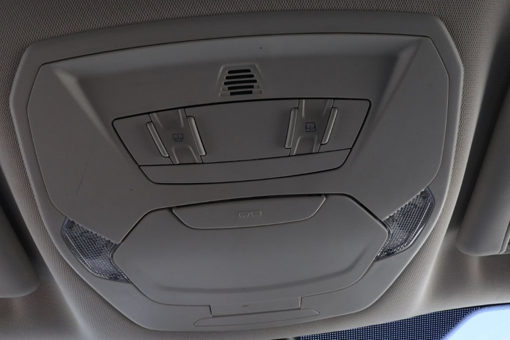 Certified 2019 Ford Escape Titanium AWD/4WD image 22