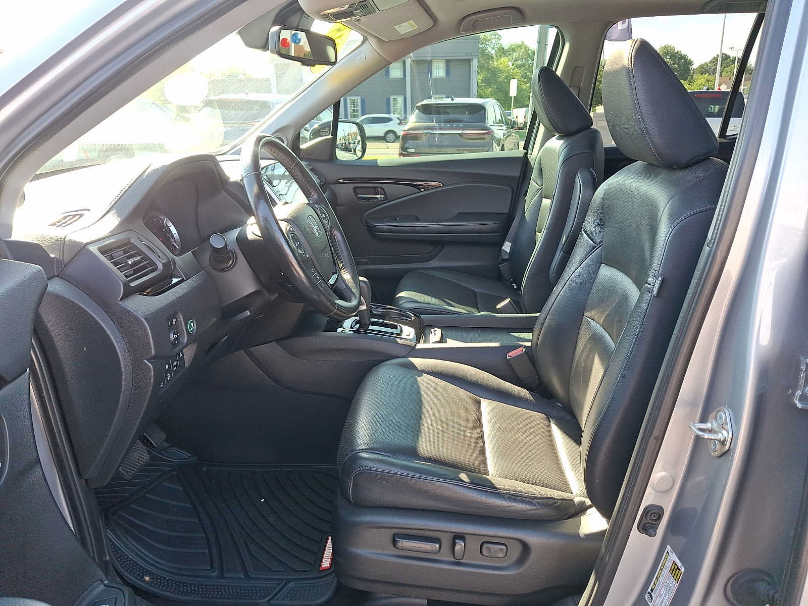 Used 2018 Honda Ridgeline RTL-E image 13