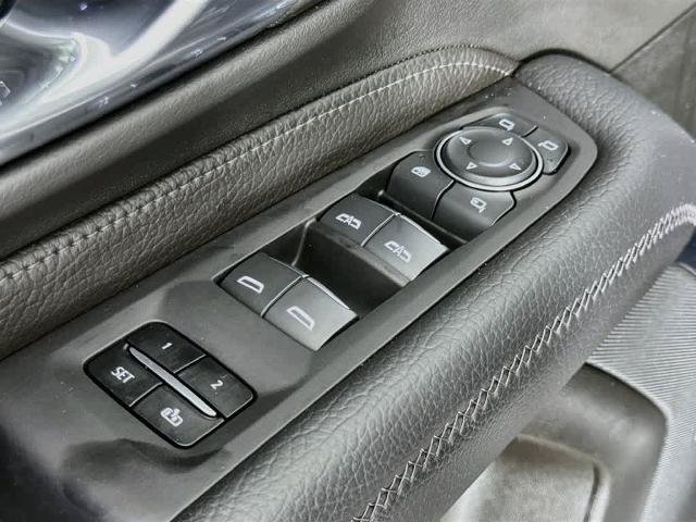 Used 2024 GMC Yukon Denali AWD/4WD image 29
