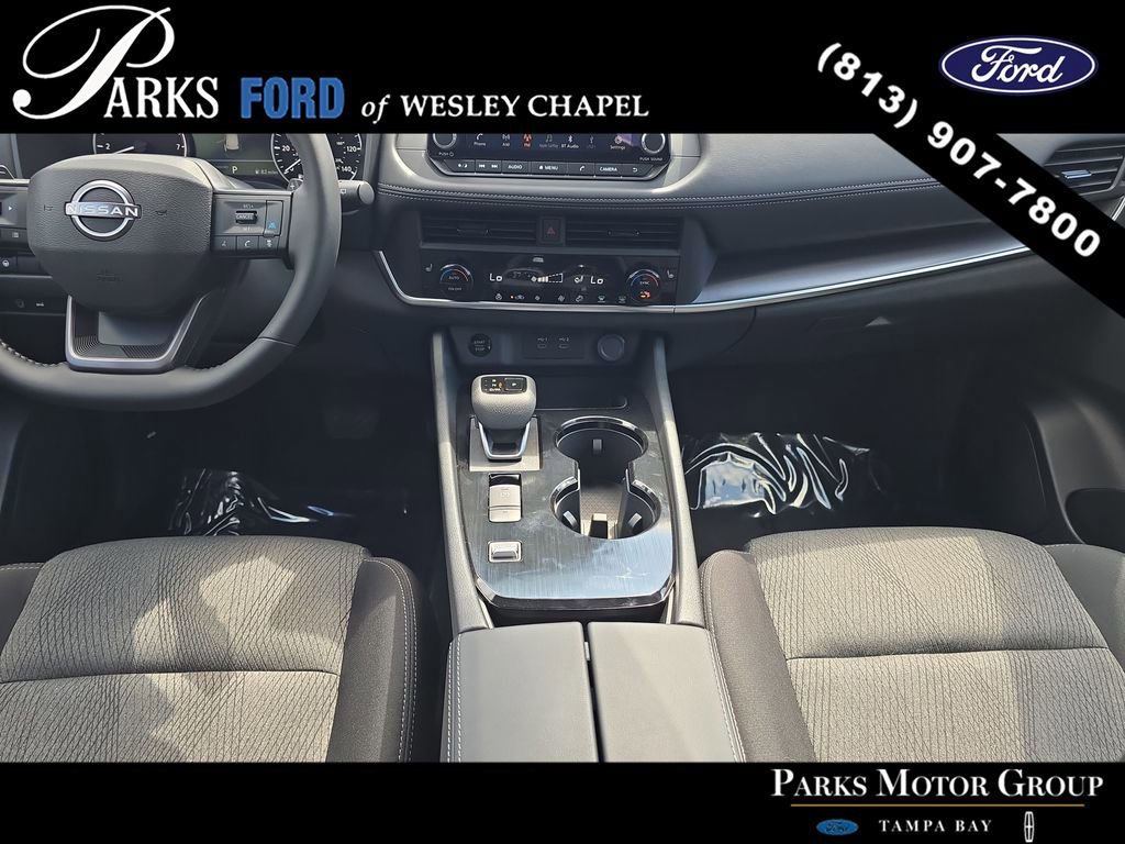 Used 2026 Nissan Rogue SV w/ Cold Weather Package FWD image 13