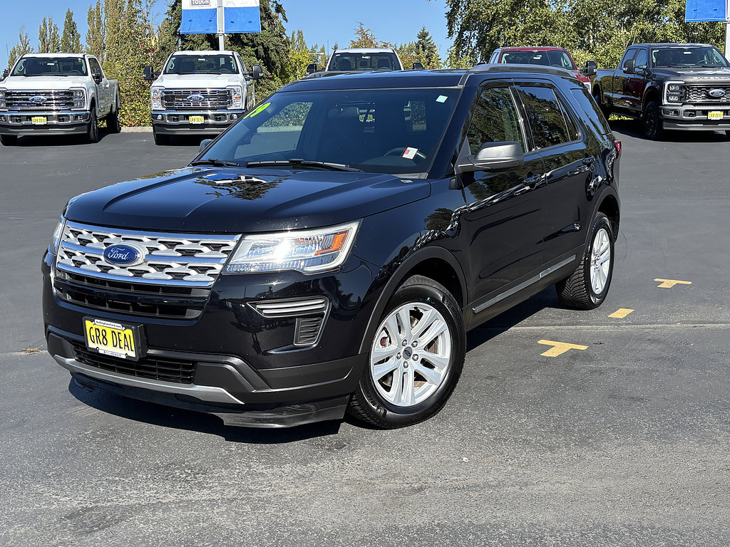 Certified 2019 Ford Explorer XLT w/ Class III Trailer Tow Package