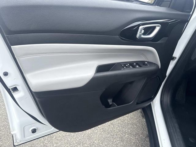 Used 2024 Jeep Compass Limited AWD/4WD image 18