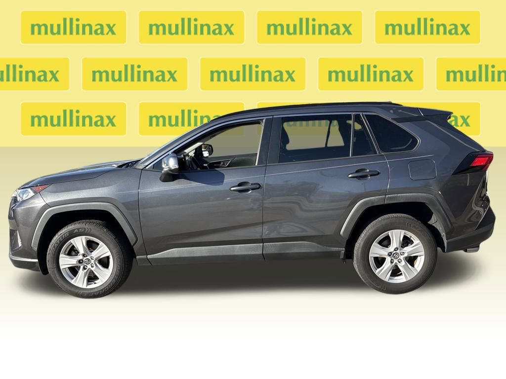 Used 2021 Toyota RAV4 XLE image 9