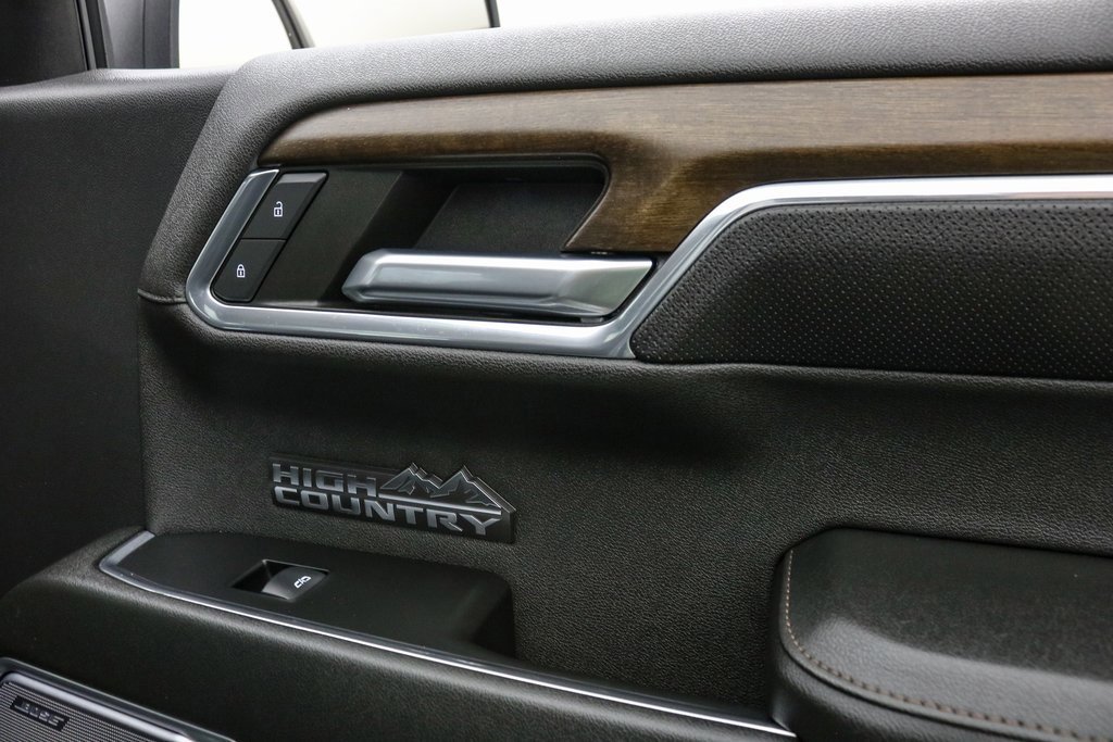 Used 2024 Chevrolet Silverado 1500 High Country w/ High Country Premium Package image 28
