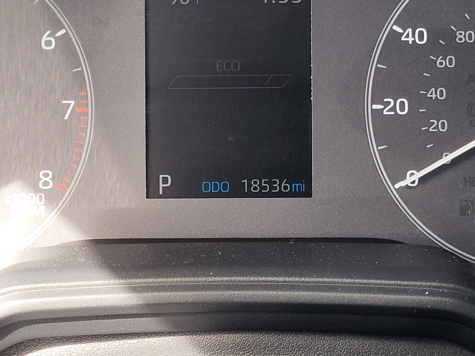 Used 2025 Toyota Corolla LE image 28