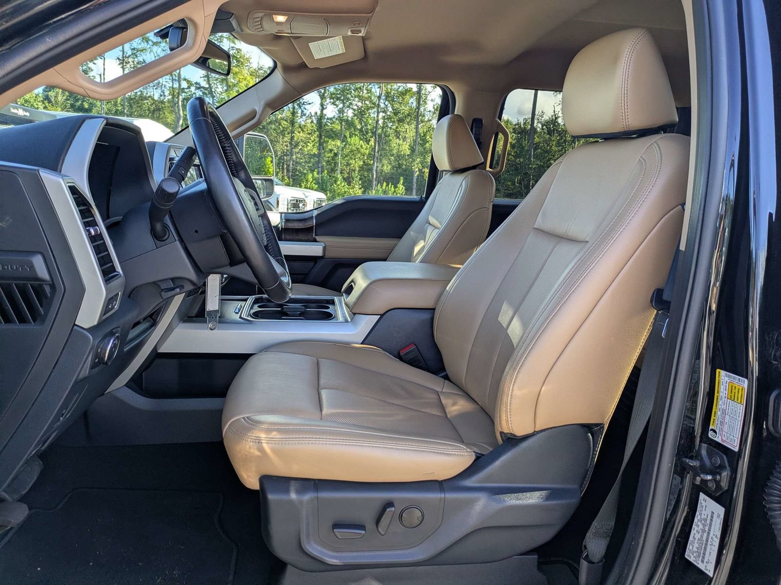 Certified 2022 Ford F250 Lariat w/ Lariat Value Package AWD/4WD image 21