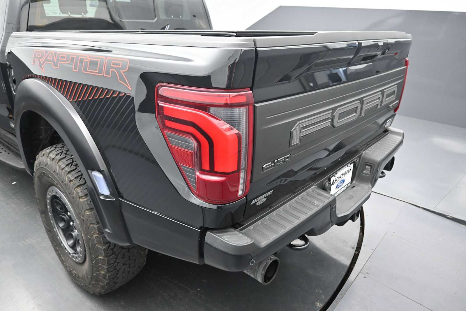 Certified 2025 Ford F150 Raptor AWD/4WD image 18