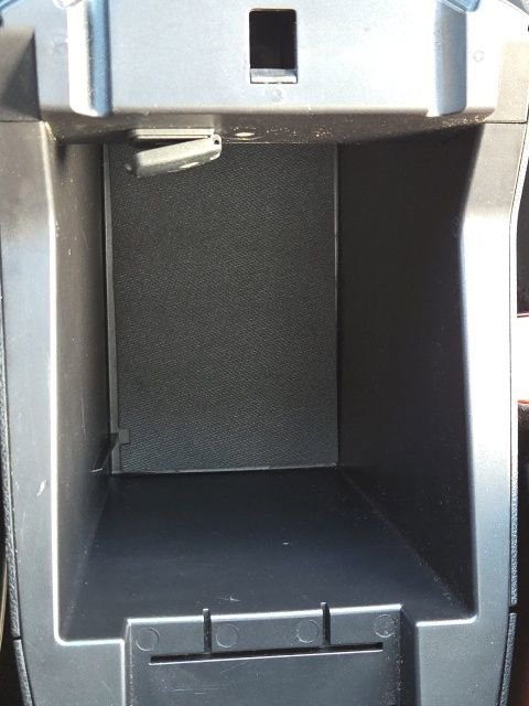 Certified 2019 Ford Explorer XLT w/ Equipment Group 202A image 37