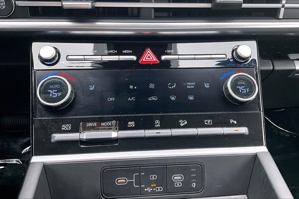 Used 2025 Hyundai Santa Fe XRT image 31