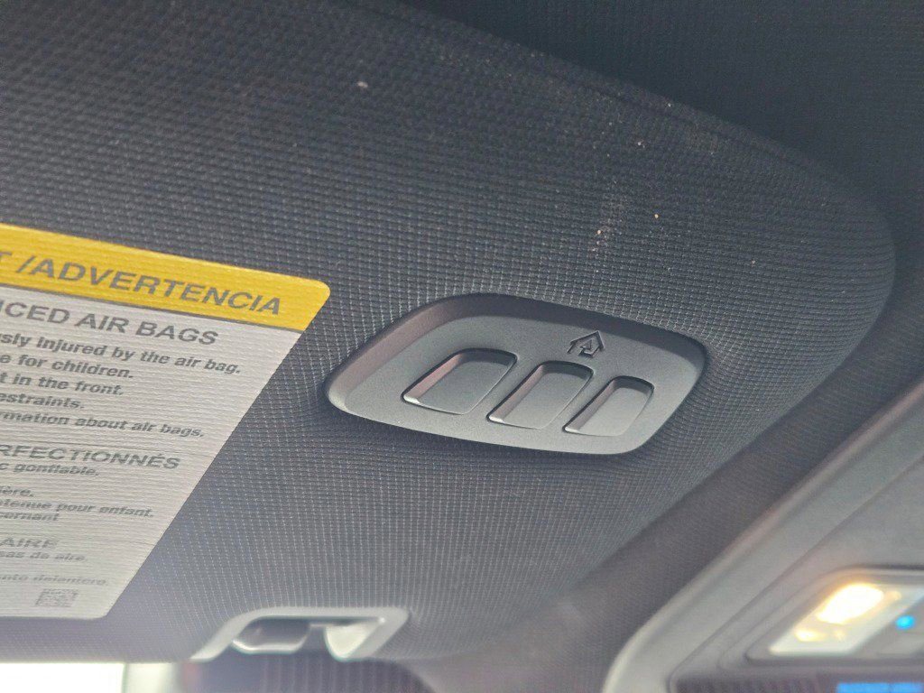 Certified 2025 Ford Explorer ST image 33