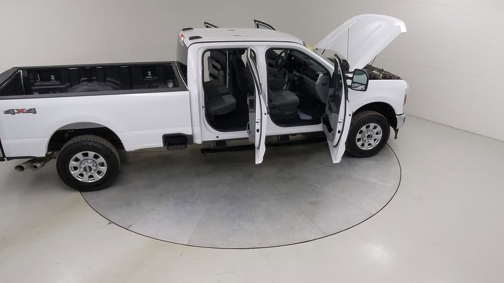 Certified 2024 Ford F350 XLT AWD/4WD image 46