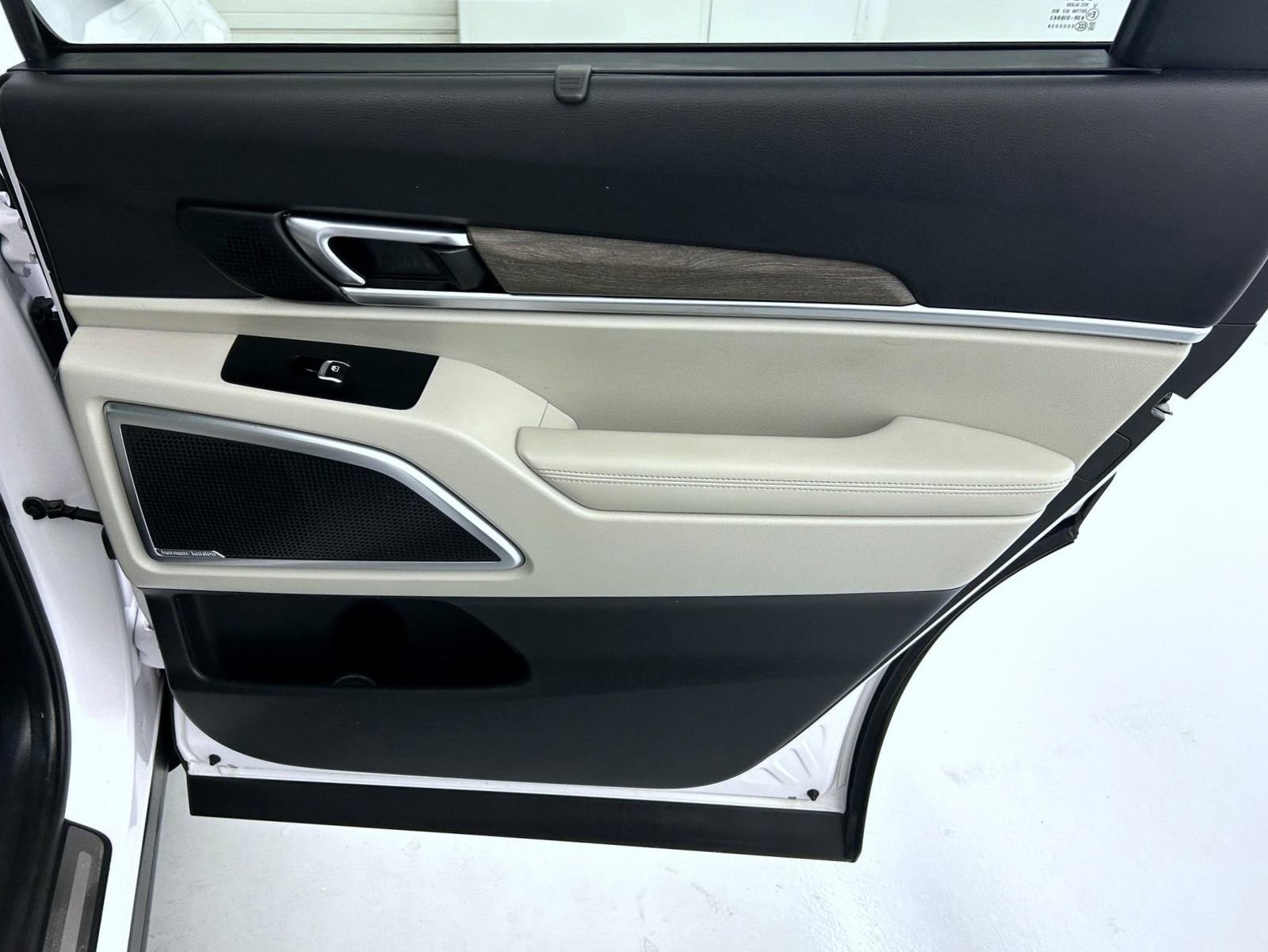 Used 2022 Kia Telluride SX AWD/4WD image 17