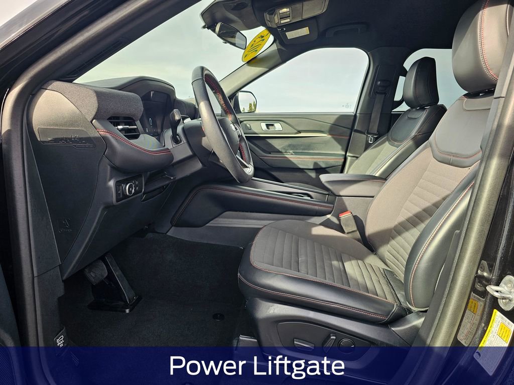 Certified 2025 Ford Explorer ST-Line AWD/4WD image 15