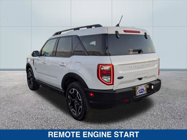 Certified 2023 Ford Bronco Sport Outer Banks w/ Tech Package image 3