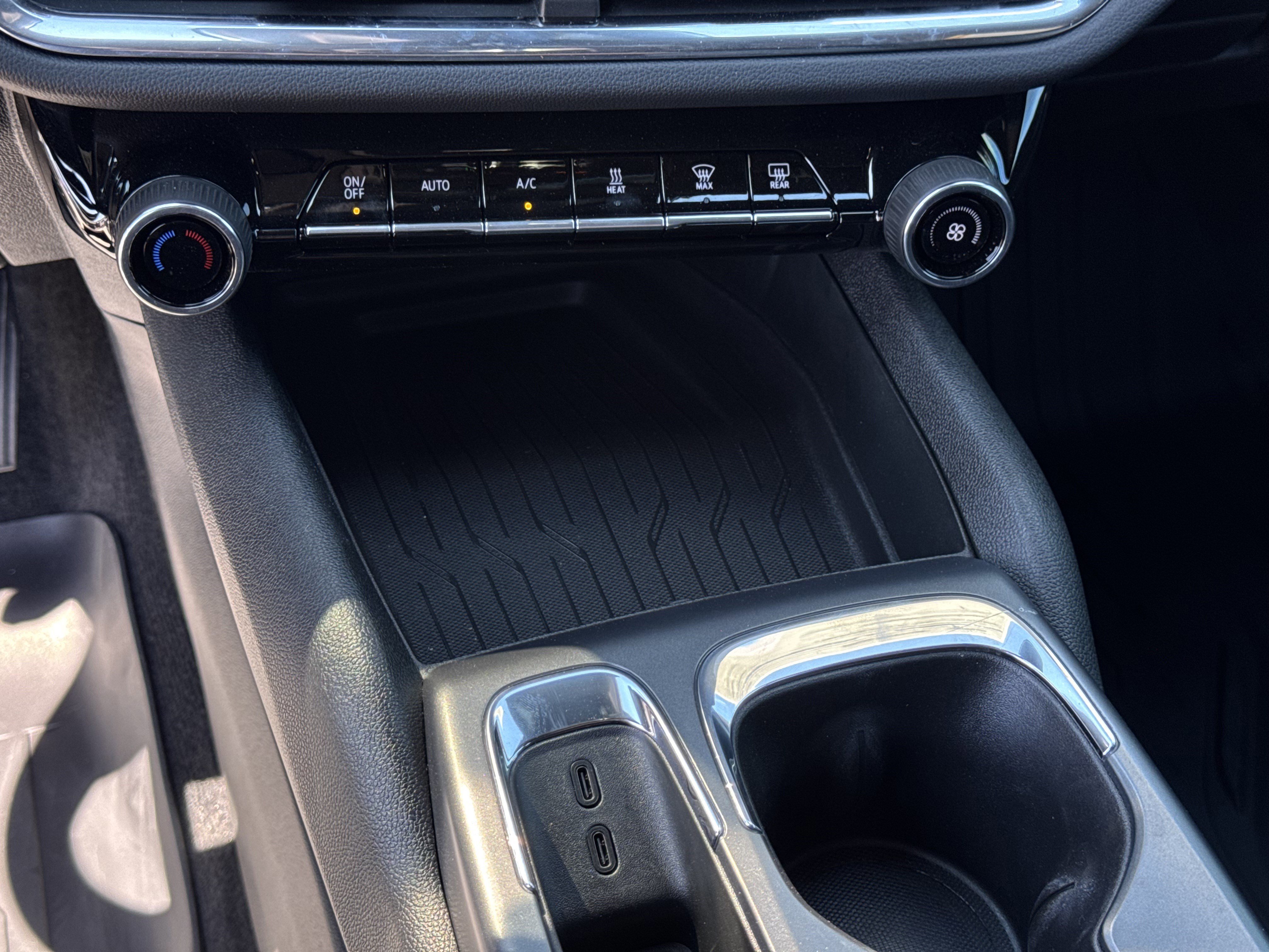 Used 2026 Chevrolet Equinox EV LT image 20