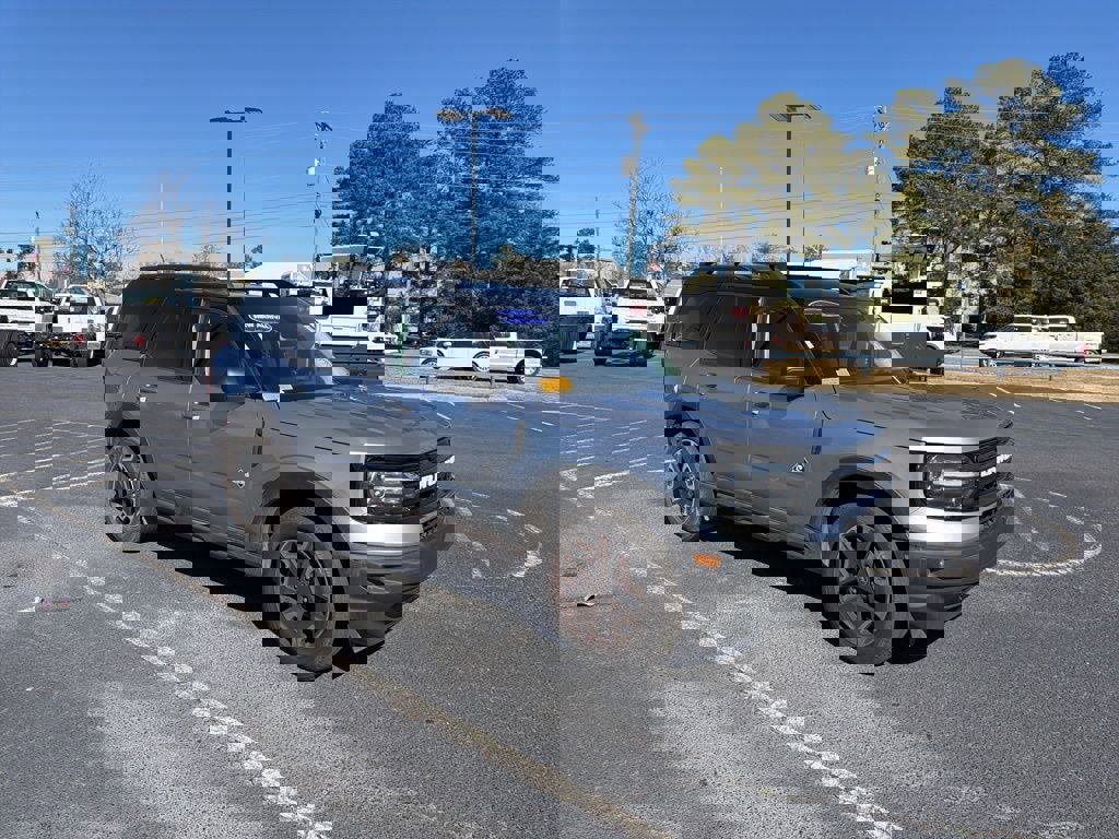 Certified 2022 Ford Bronco Sport Outer Banks w/ Tech Package image 9