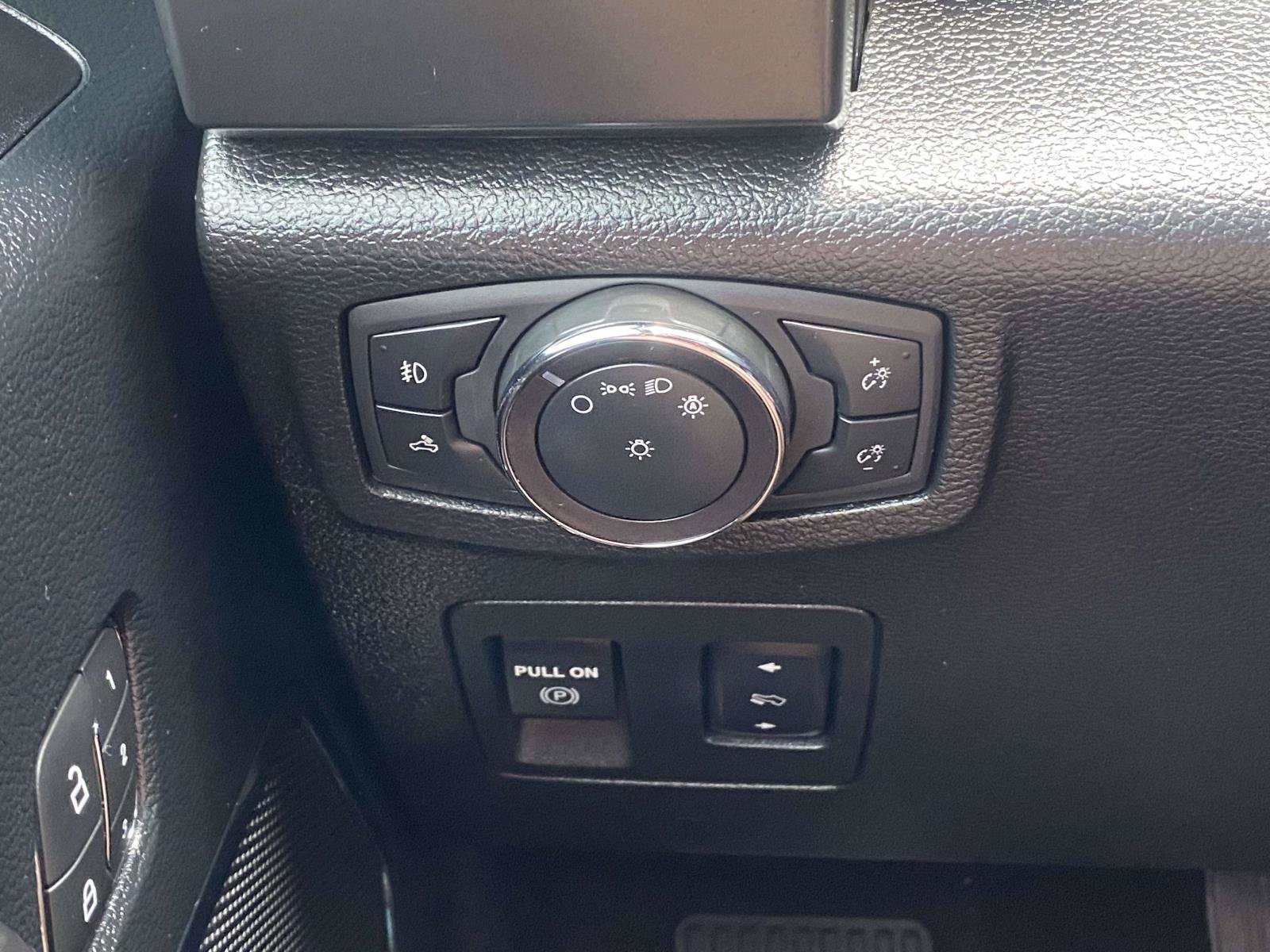 Certified 2020 Ford F150 Lariat RWD image 19