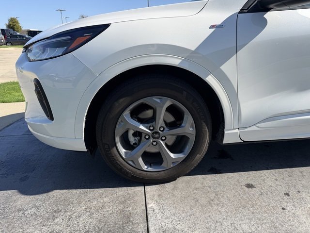 Certified 2024 Ford Escape ST-Line w/ Tech Pack #1 image 6