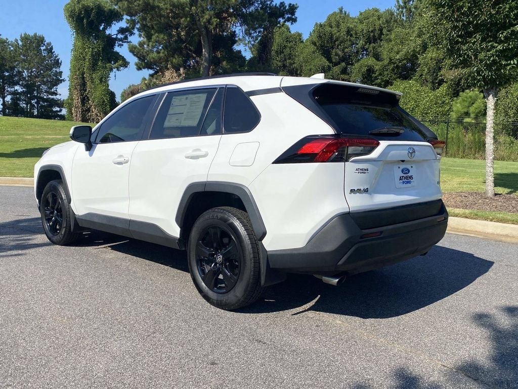 Used 2024 Toyota RAV4 XLE w/ Convenience Package FWD image 8