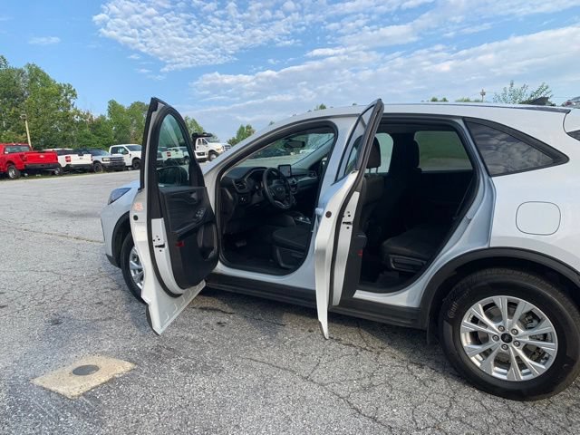 Certified 2025 Ford Escape Active AWD/4WD image 17