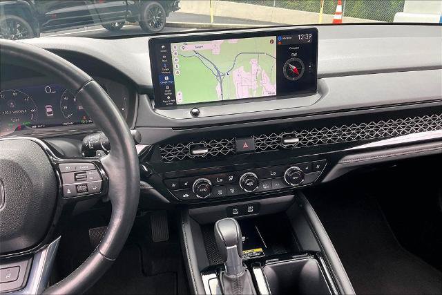 Used 2025 Honda Accord Touring image 6