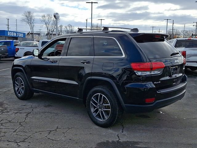 Used 2019 Jeep Grand Cherokee Laredo w/ Laredo X Package AWD/4WD image 4