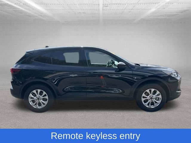 Certified 2025 Ford Escape Active AWD/4WD image 12