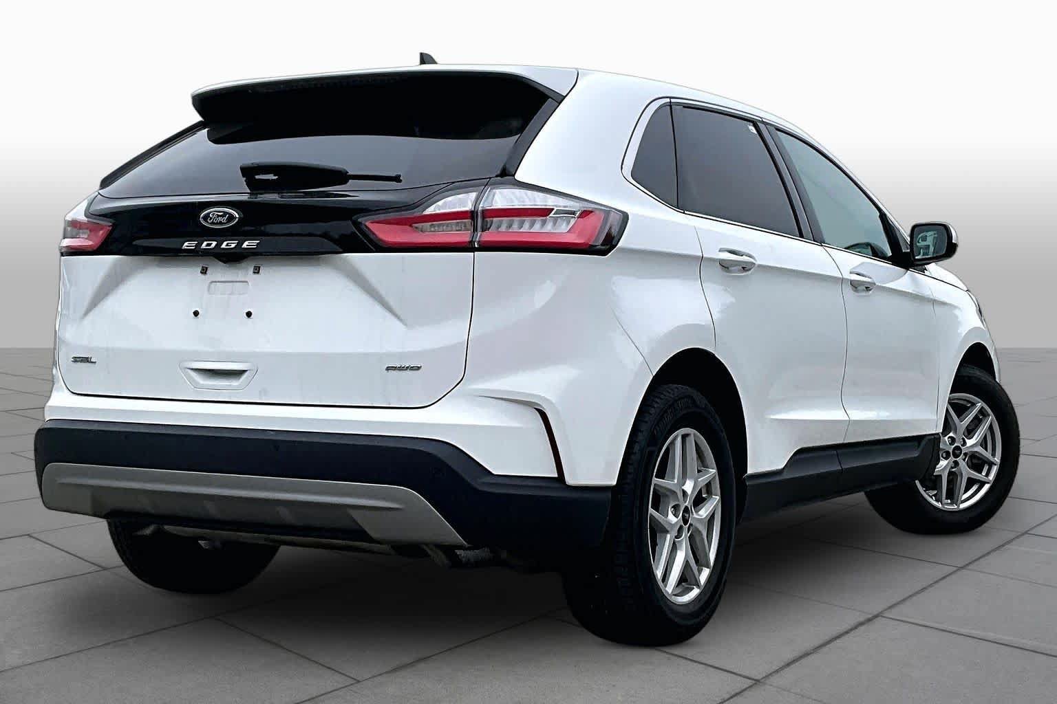 Certified 2024 Ford Edge SEL AWD/4WD image 13