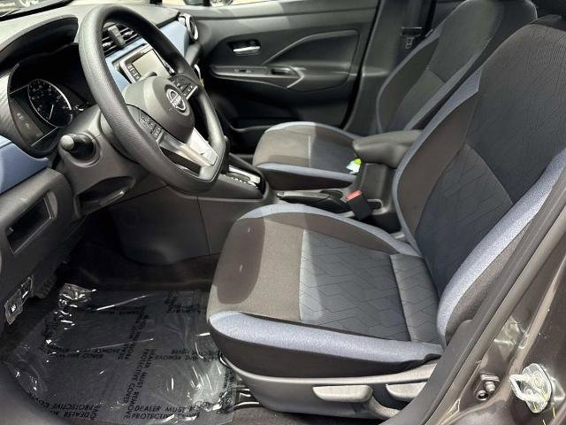 Used 2025 Nissan Versa SV w/ Trunk Package FWD image 17