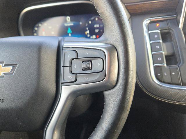 Used 2024 Chevrolet Suburban Premier AWD/4WD image 30