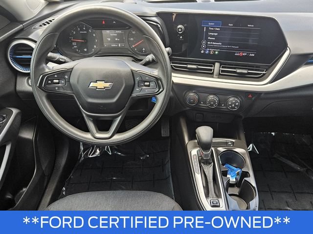 Used 2024 Chevrolet Trax LS w/ LS Convenience Package FWD image 14