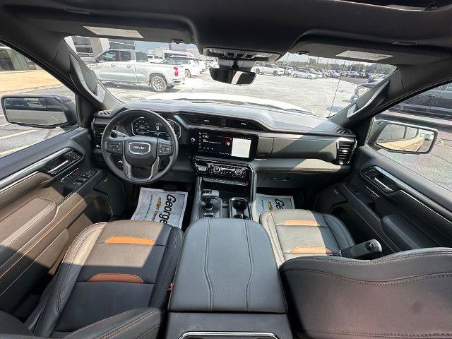 Used 2023 GMC Sierra 1500 AT4 w/ Technology Package AWD/4WD image 5