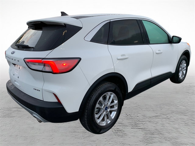 Certified 2022 Ford Escape SE AWD/4WD image 2