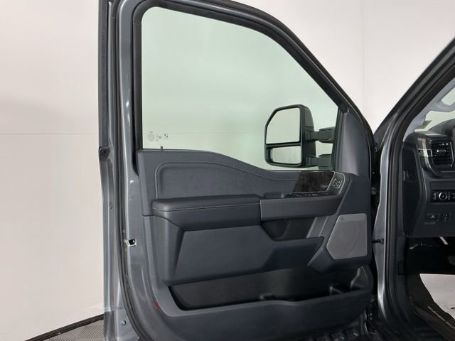 Certified 2025 Ford F350 Lariat w/ FX4 Off-Road Package AWD/4WD image 15