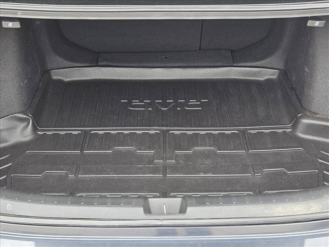 Used 2023 Honda Civic Touring image 7