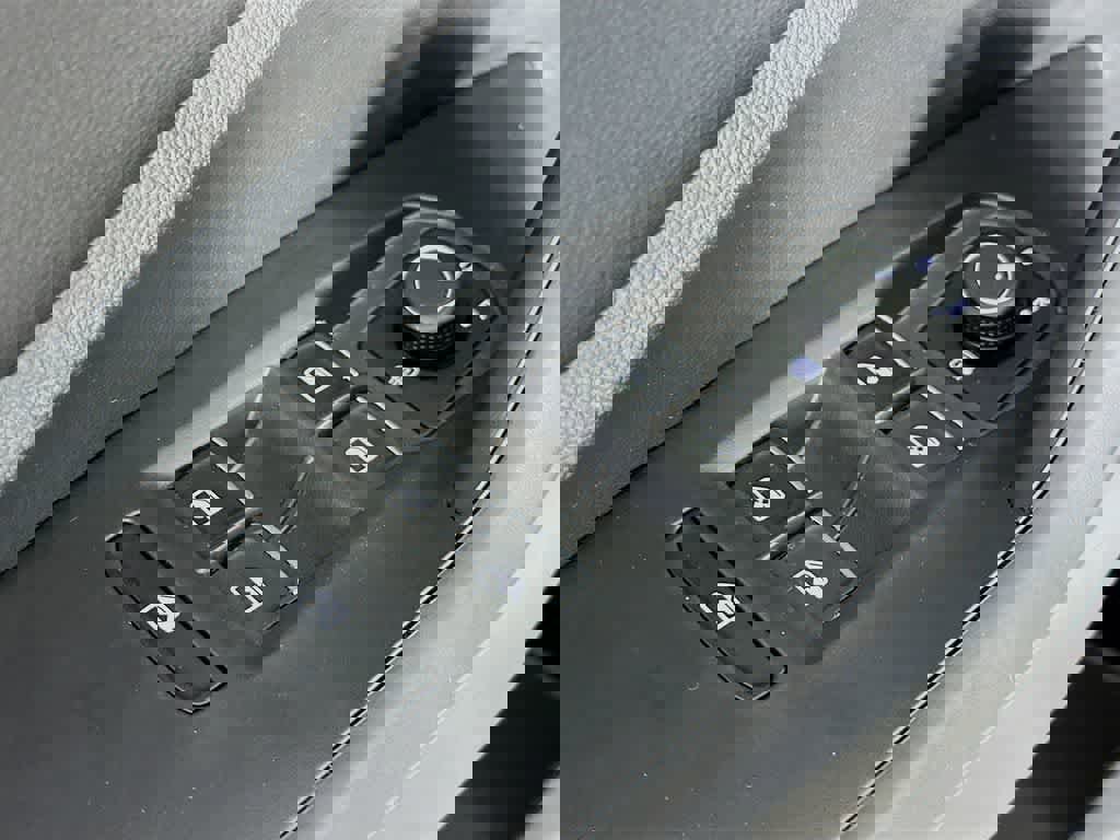 Used 2022 Volkswagen Jetta Sport image 28