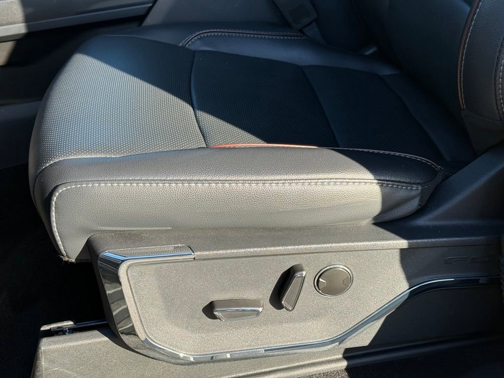 Certified 2023 Ford F150 Lariat w/ Equipment Group 502A High image 33