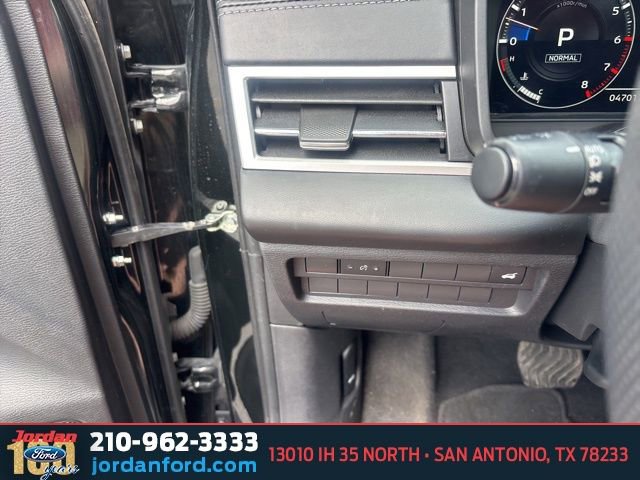 Used 2023 Mitsubishi Outlander SE AWD/4WD image 25
