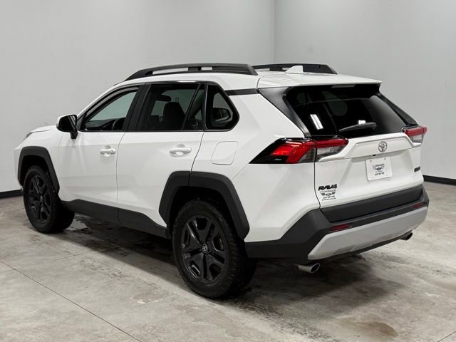 Used 2023 Toyota RAV4 Adventure image 9