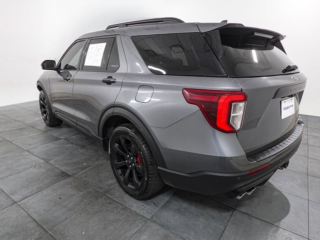 Certified 2024 Ford Explorer ST w/ Technology Package AWD/4WD image 4