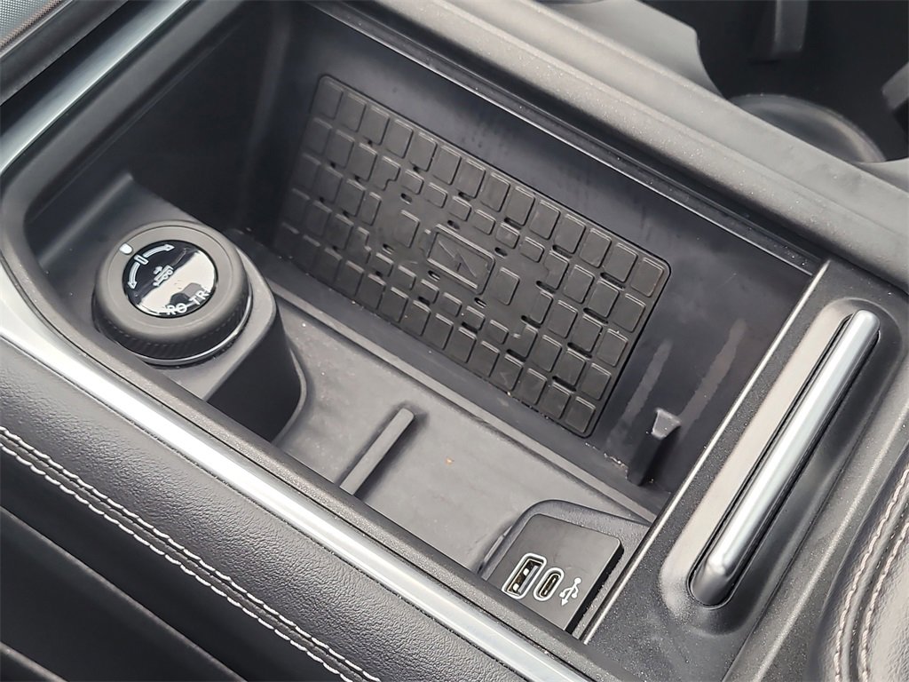 Certified 2025 Ford Expedition Max Platinum image 30