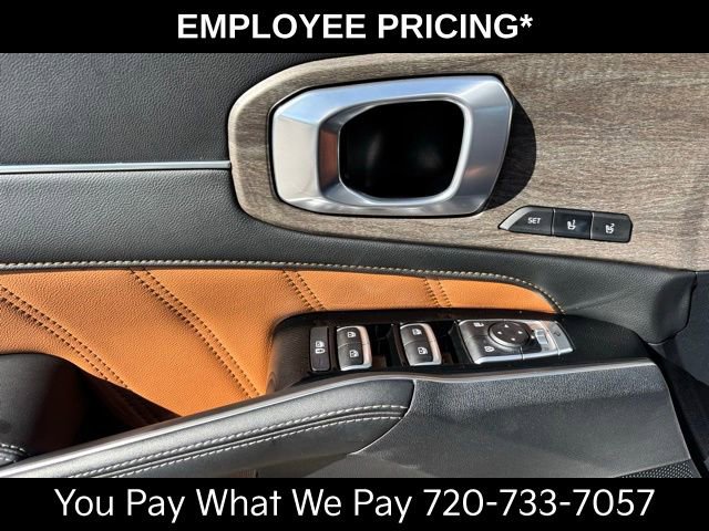 Used 2023 Kia Sorento SX Prestige AWD/4WD image 12