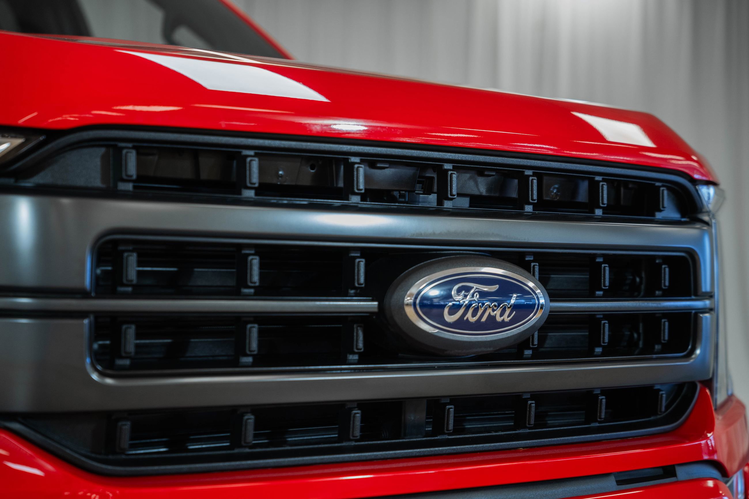 Certified 2022 Ford F150 Lariat w/ Equipment Group 502A High image 14