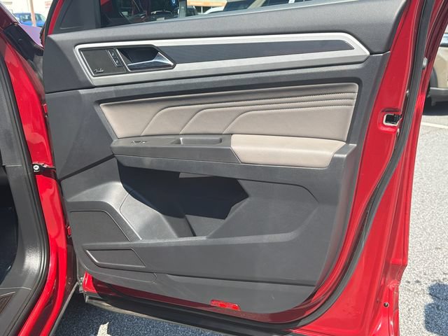 Used 2022 Volkswagen Atlas SEL Premium AWD/4WD image 16