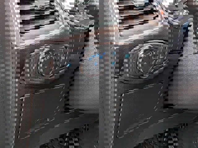 Certified 2019 Ford Edge SEL w/ Equipment Group 201A image 15