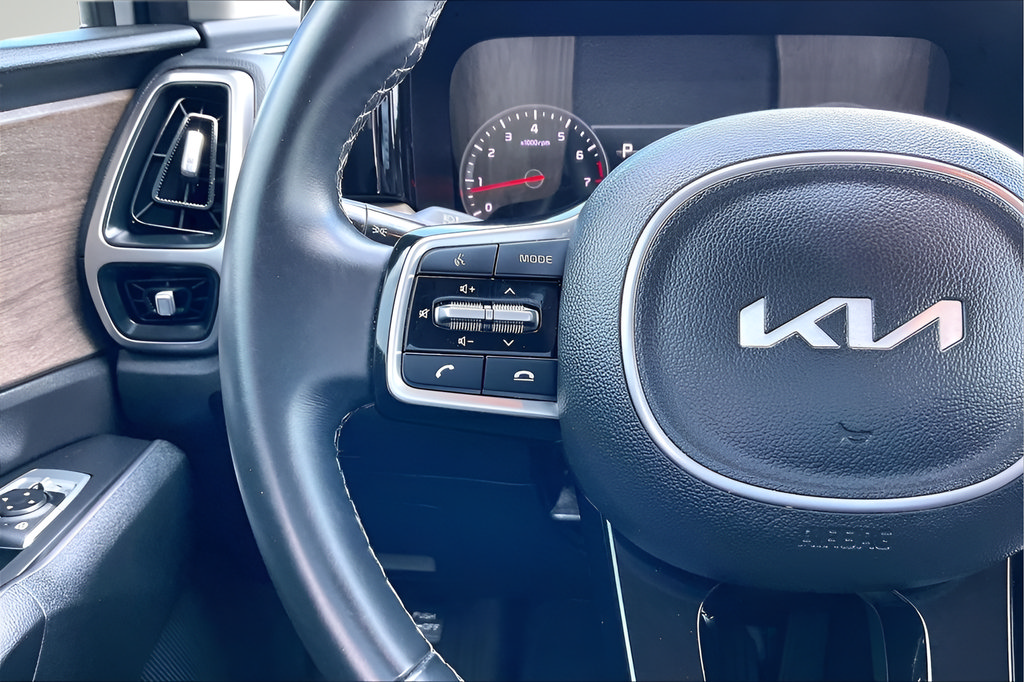 Used 2022 Kia Sorento S AWD/4WD image 10