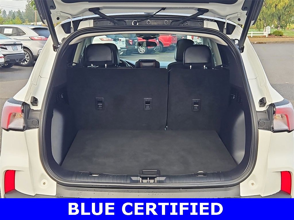 Certified 2022 Ford Escape SEL w/ SEL Stealth AWD Package image 27